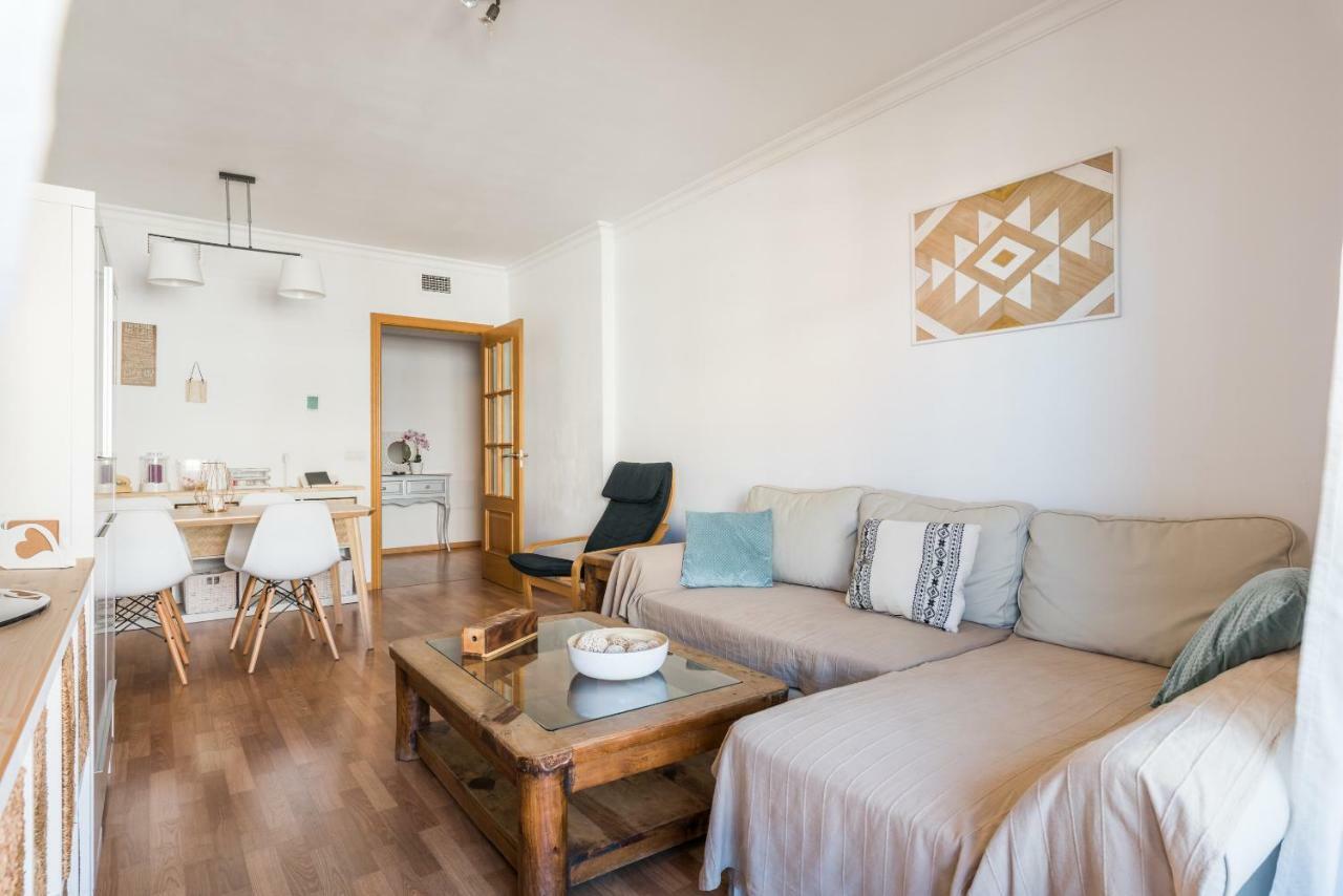 Wintowinrentals Parque Litoral, Family & Malaga Bagian luar foto